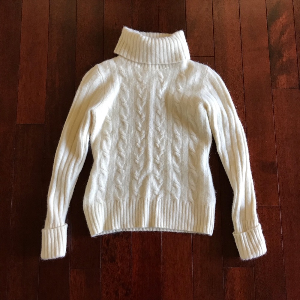 Ann Taylor Soft Cream Turtleneck